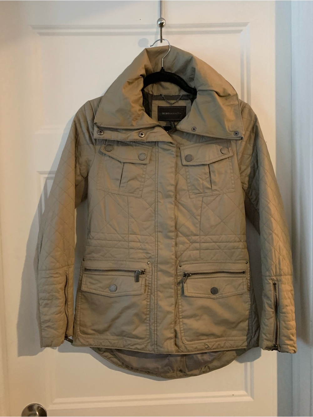 BCBGMaxAzria Women's Quilted Tan 3 season Jacket with High Collar/hood